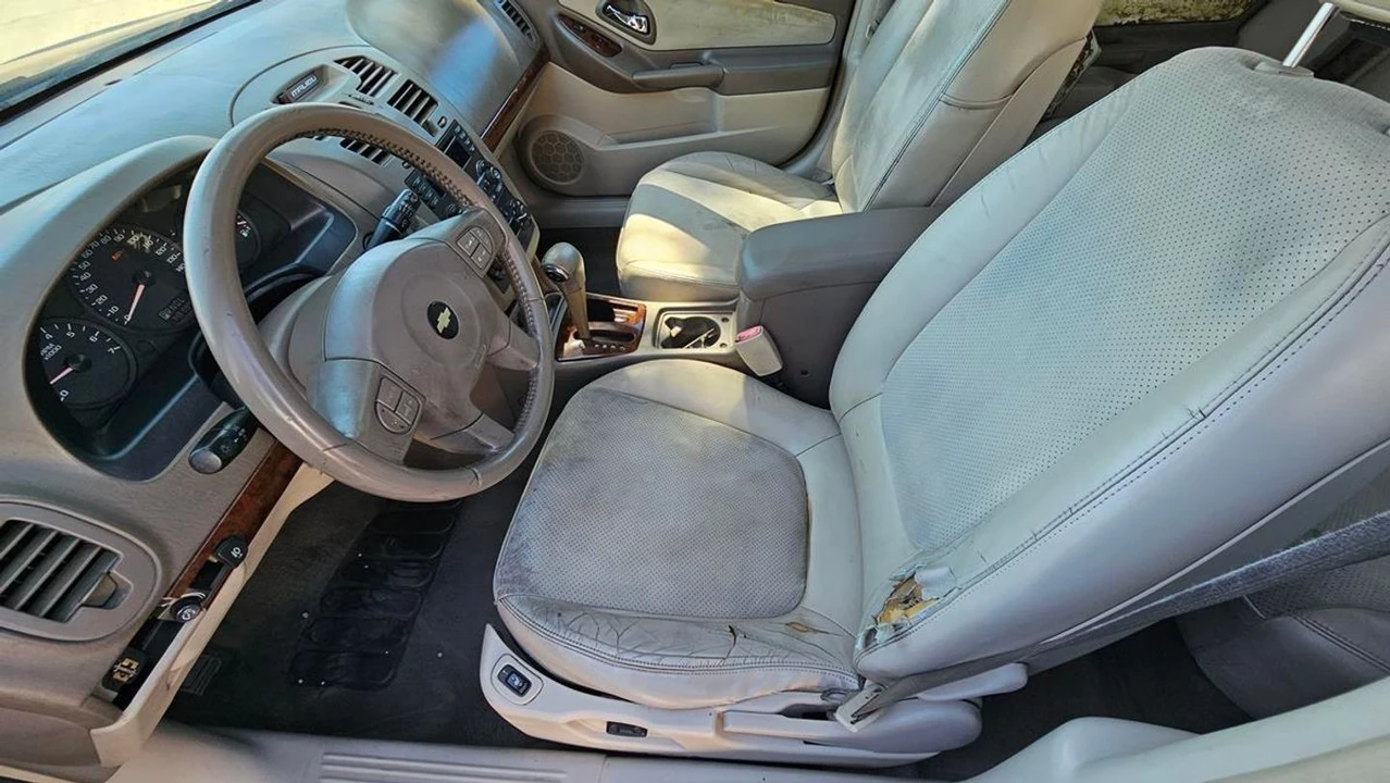2004 Chevrolet Malibu - Image 14 of 21
