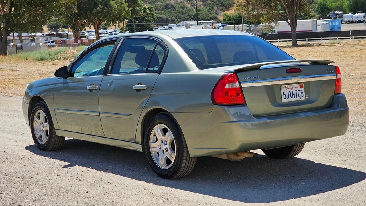 2004 Chevrolet Malibu - Image 6 of 12