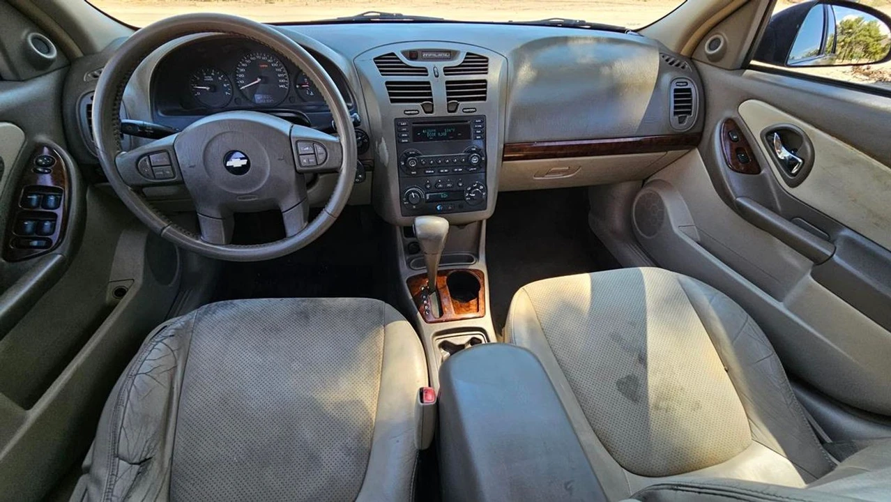 2004 Chevrolet Malibu - Image 9 of 21