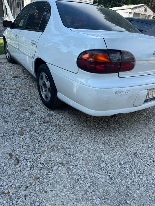 2004 Chevrolet Malibu - Image 4 of 4