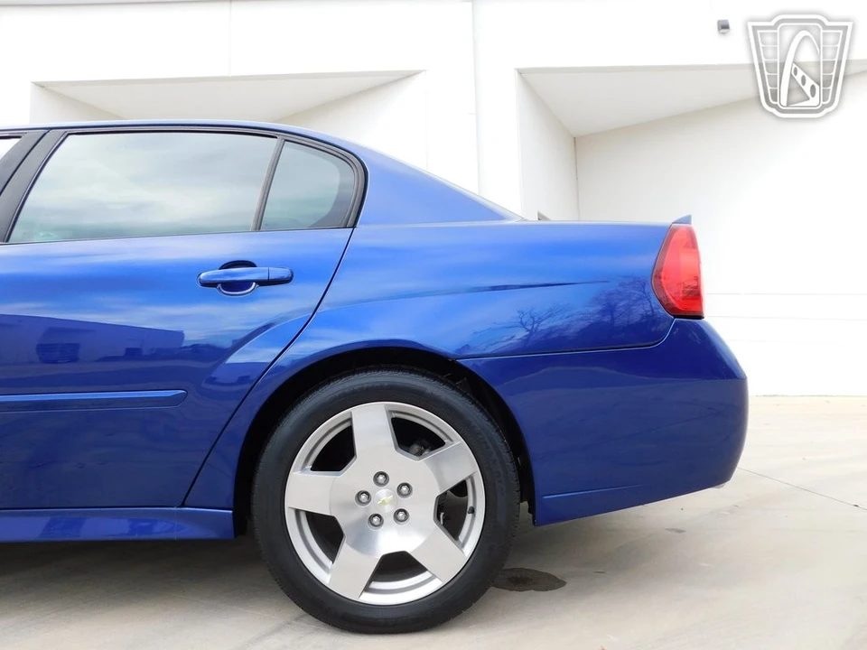 2004 Chevrolet Malibu - Image 16 of 21