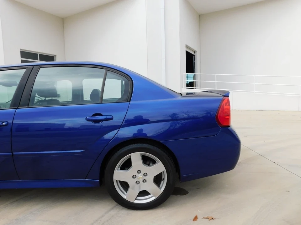 2004 Chevrolet Malibu - Image 9 of 21