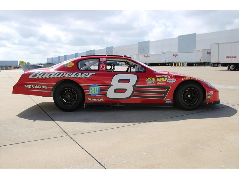 2004 Chevrolet Monte Carlo 6th Gen - Image 18 of 31