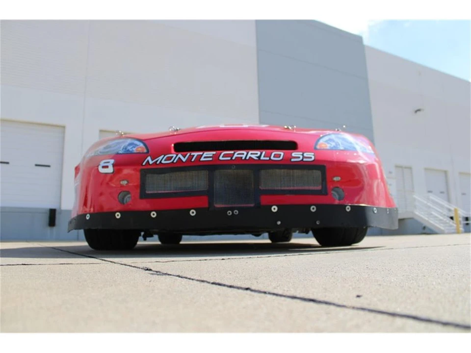 2004 Chevrolet Monte Carlo 6th Gen - Image 25 of 31