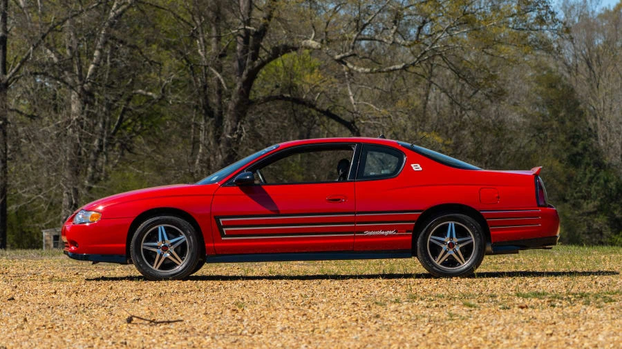 2004 Chevrolet Monte Carlo 6th Gen - Image 2 of 16