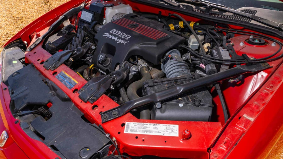 2004 Chevrolet Monte Carlo 6th Gen - Image 14 of 16