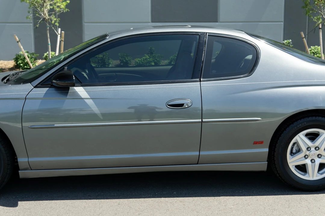 2004 Chevrolet Monte Carlo 6th Gen - Image 17 of 31