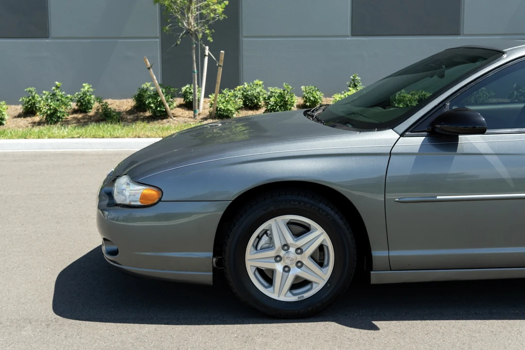 2004 Chevrolet Monte Carlo 6th Gen - Image 28 of 31