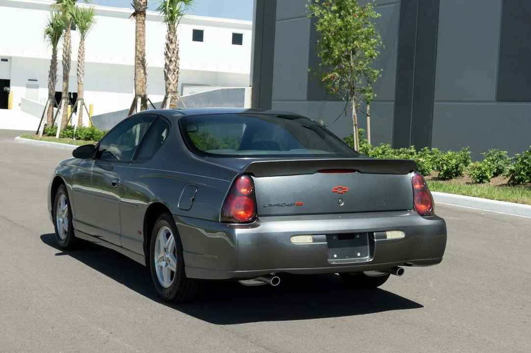 2004 Chevrolet Monte Carlo 6th Gen - Image 3 of 31