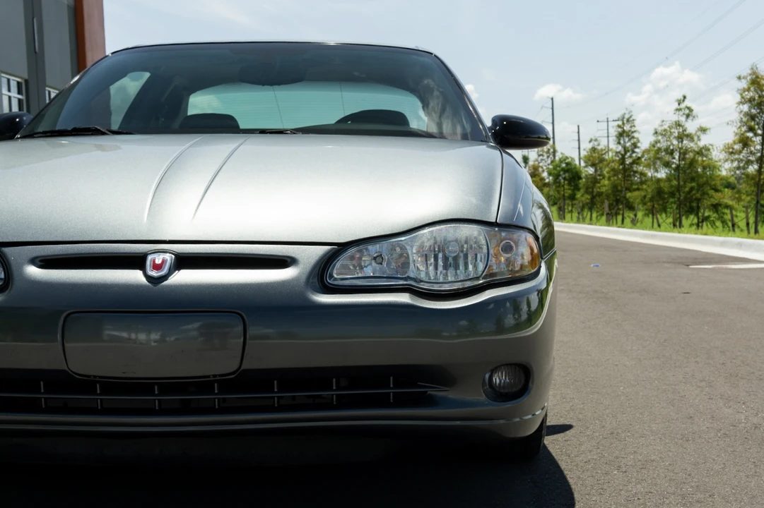 2004 Chevrolet Monte Carlo 6th Gen - Image 13 of 31
