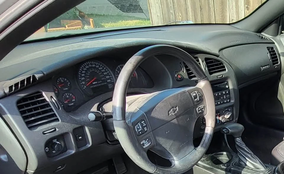 2004 Chevrolet Monte Carlo 6th Gen - Image 6 of 10