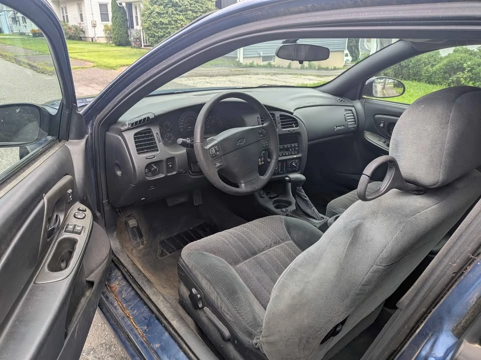 2004 Chevrolet Monte Carlo 6th Gen - Image 4 of 6