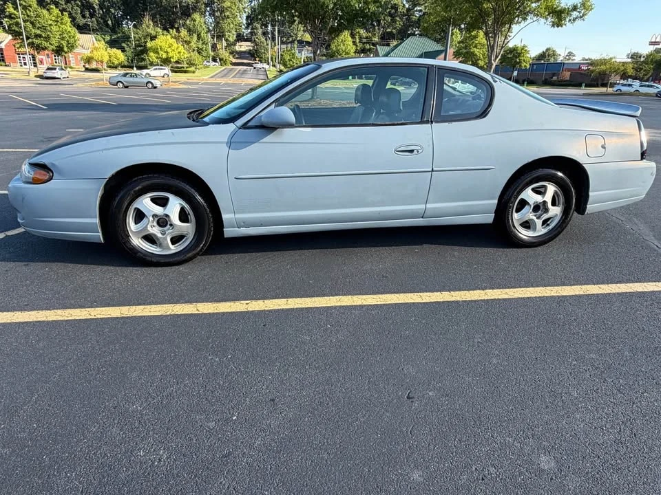 2004 Chevrolet Monte Carlo 6th Gen - Image 4 of 9