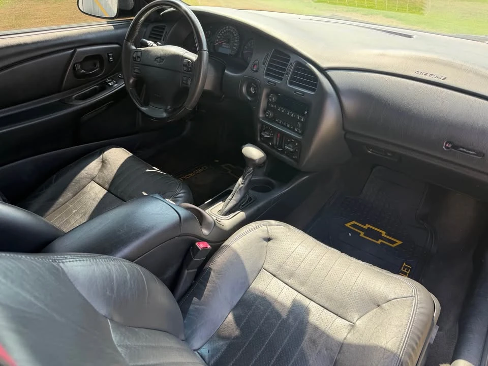 2004 Chevrolet Monte Carlo 6th Gen - Image 9 of 13