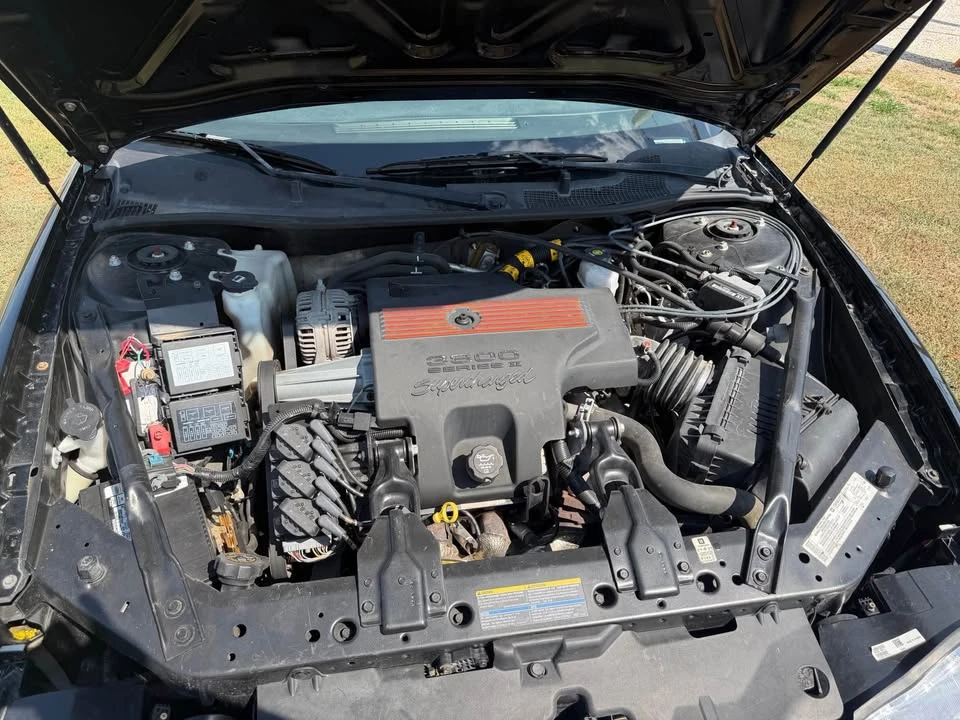 2004 Chevrolet Monte Carlo 6th Gen - Image 12 of 13