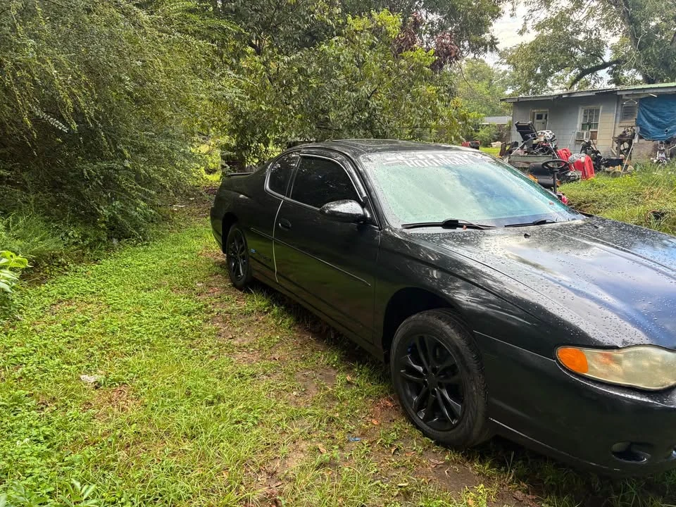 2004 Chevrolet Monte Carlo 6th Gen - Image 5 of 8