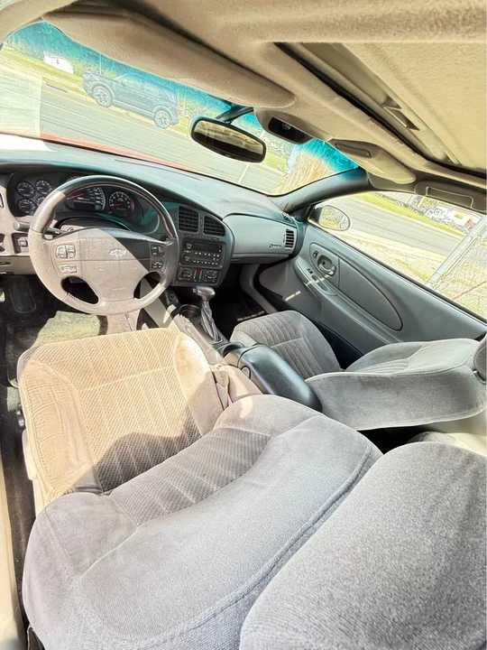 2004 Chevrolet Monte Carlo 6th Gen - Image 6 of 7