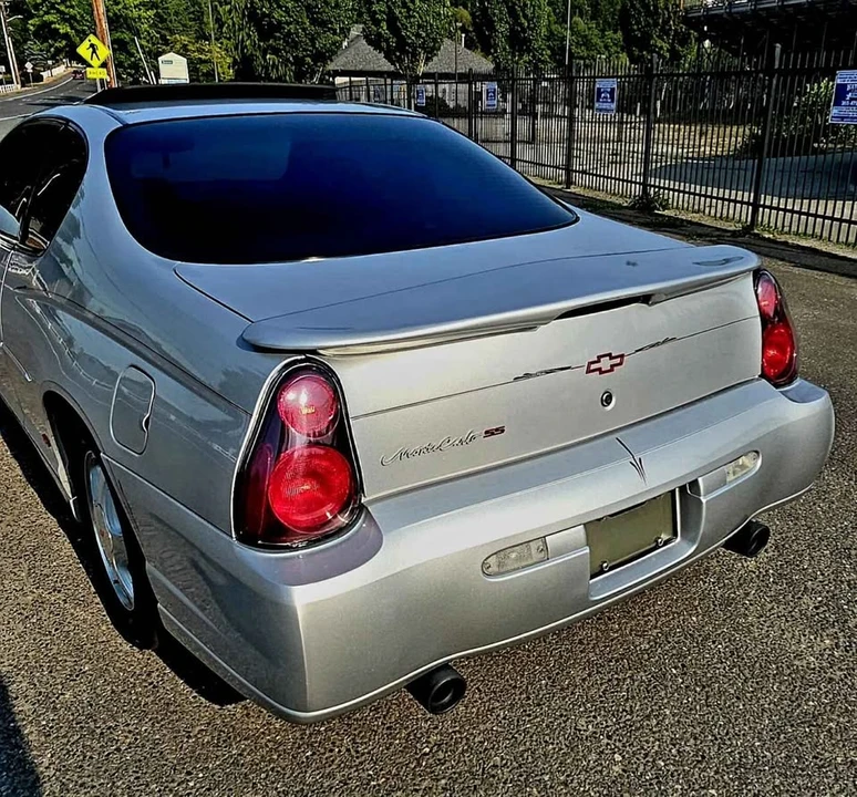 2004 Chevrolet Monte Carlo 6th Gen - Image 17 of 18