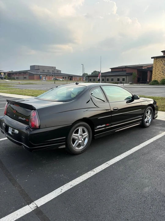 2004 Chevrolet Monte Carlo 6th Gen - Image 5 of 14