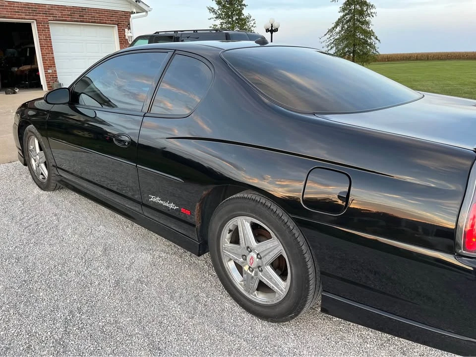 2004 Chevrolet Monte Carlo 6th Gen - Image 5 of 11