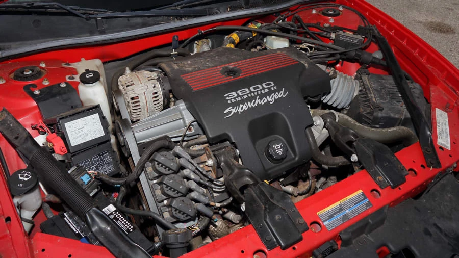 2004 Chevrolet Monte Carlo 6th Gen - Image 7 of 14