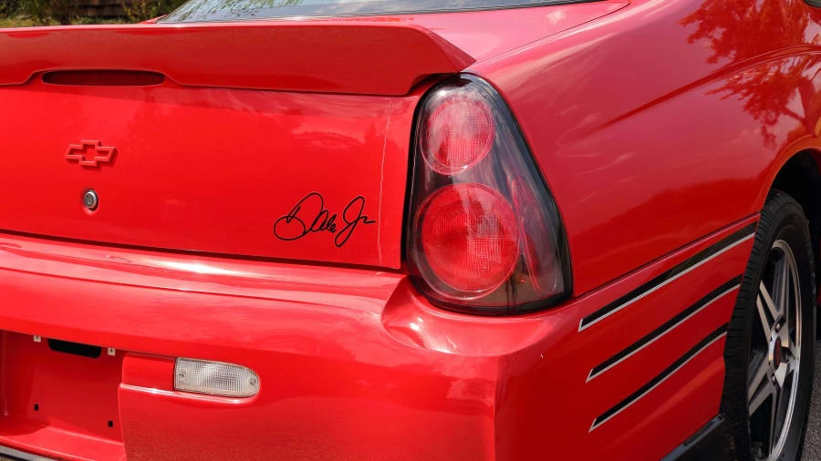 2004 Chevrolet Monte Carlo 6th Gen - Image 11 of 14
