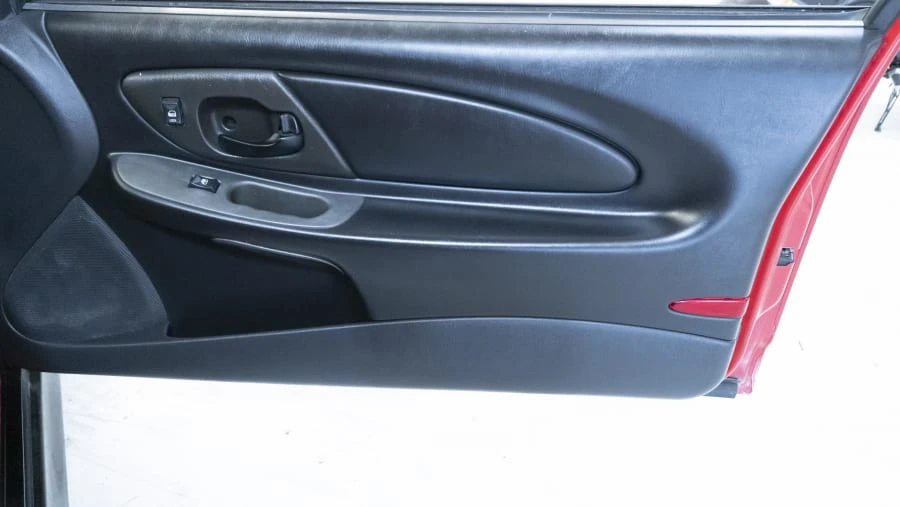 2004 Chevrolet Monte Carlo 6th Gen - Image 5 of 9