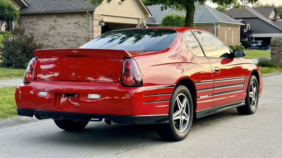 2004 Chevrolet Monte Carlo 6th Gen - Image 3 of 16