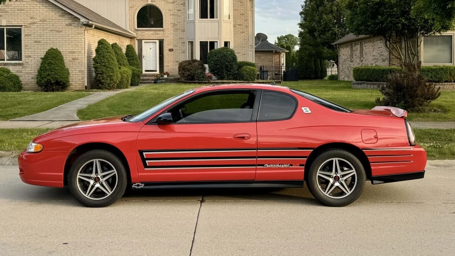 2004 Chevrolet Monte Carlo 6th Gen - Image 2 of 16