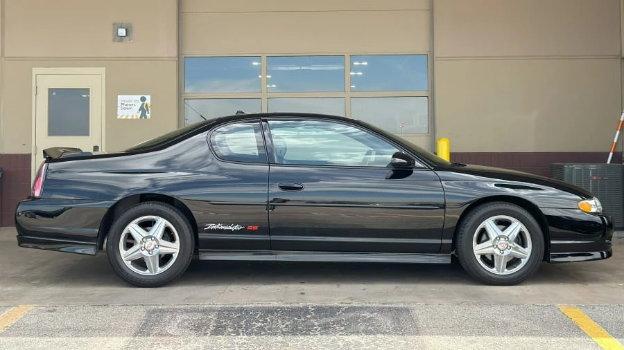 2004 Chevrolet Monte Carlo 6th Gen - Image 2 of 18