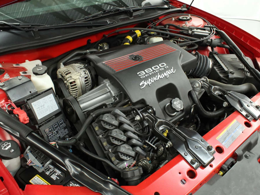 2004 Chevrolet Monte Carlo 6th Gen - Image 10 of 12