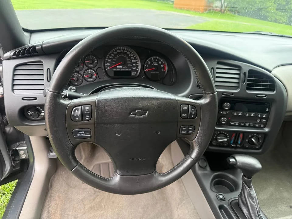 2004 Chevrolet Monte Carlo 6th Gen - Image 11 of 19