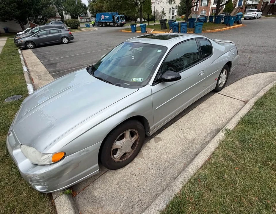 2004 Chevrolet Monte Carlo 6th Gen - Image 2 of 17