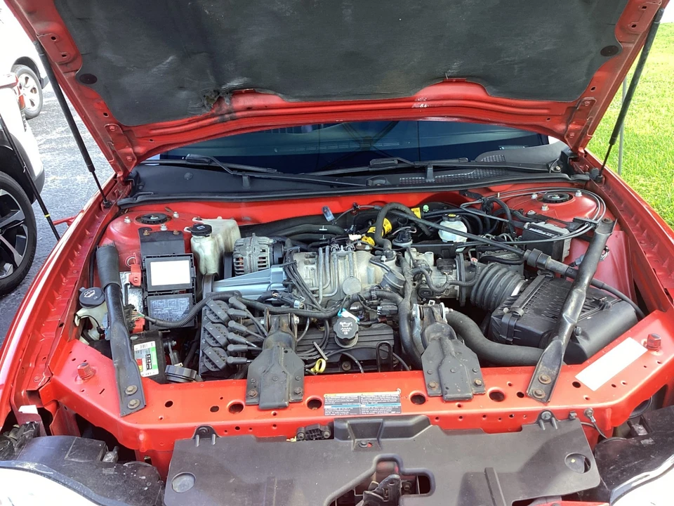 2004 Chevrolet Monte Carlo 6th Gen - Image 9 of 21