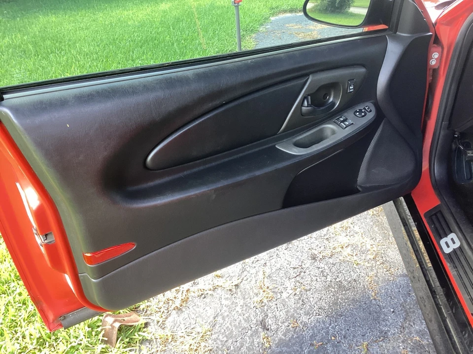 2004 Chevrolet Monte Carlo 6th Gen - Image 19 of 21