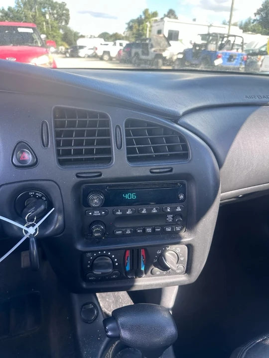 2004 Chevrolet Monte Carlo 6th Gen - Image 10 of 12