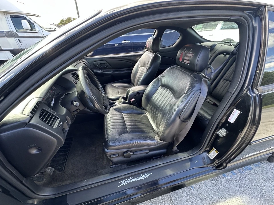 2004 Chevrolet Monte Carlo 6th Gen - Image 10 of 17