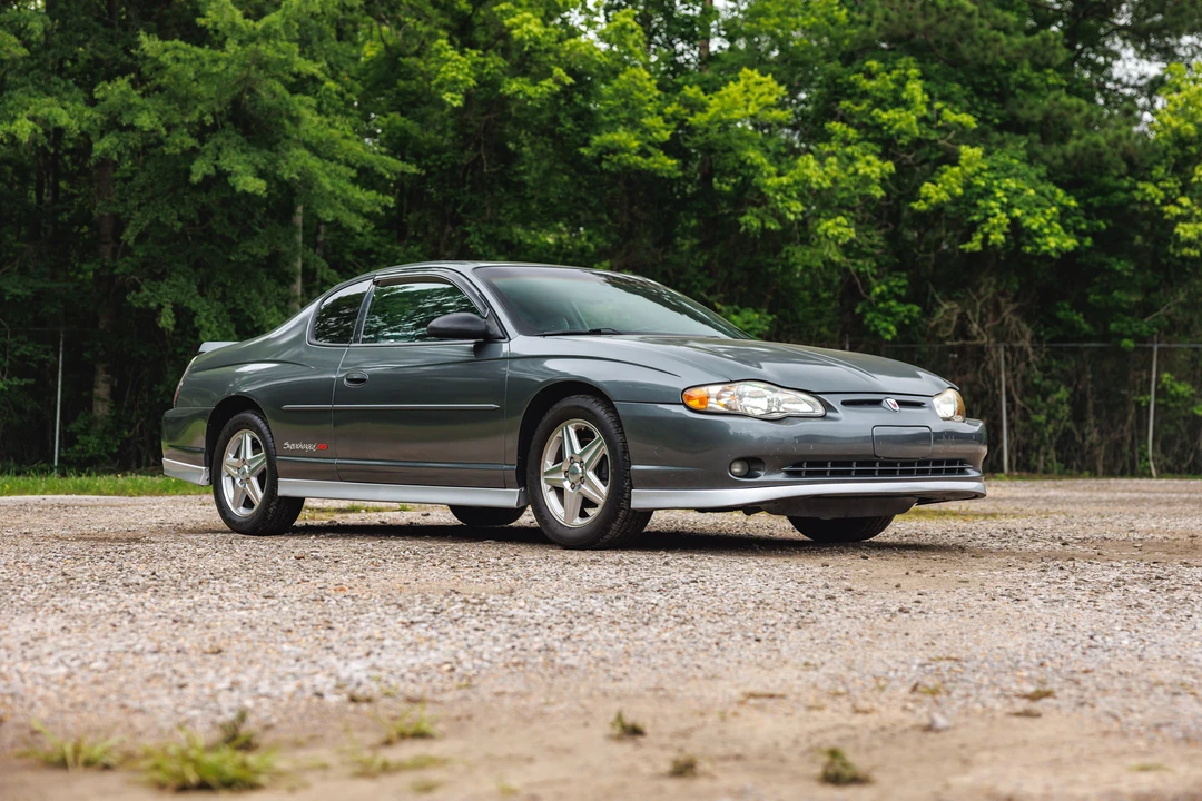 2004 Chevrolet Monte Carlo 6th Gen - Image 5 of 31