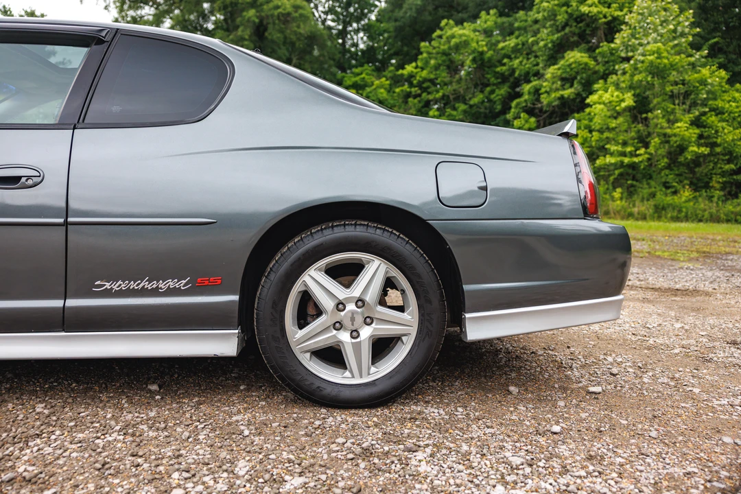 2004 Chevrolet Monte Carlo 6th Gen - Image 29 of 31