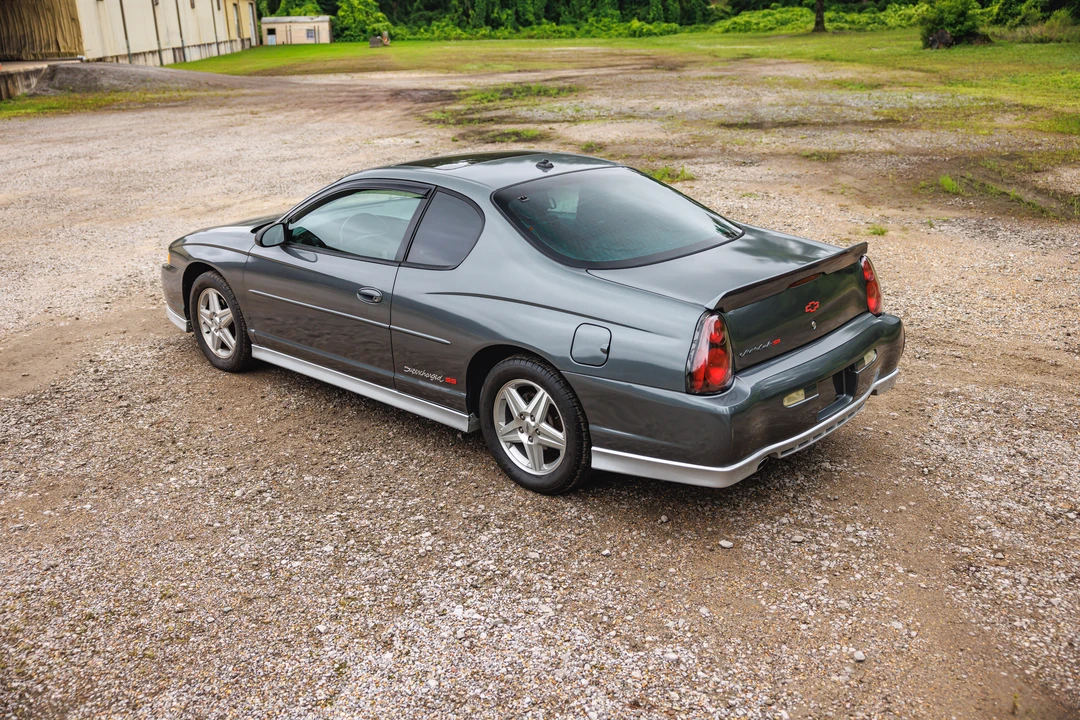 2004 Chevrolet Monte Carlo 6th Gen - Image 11 of 31