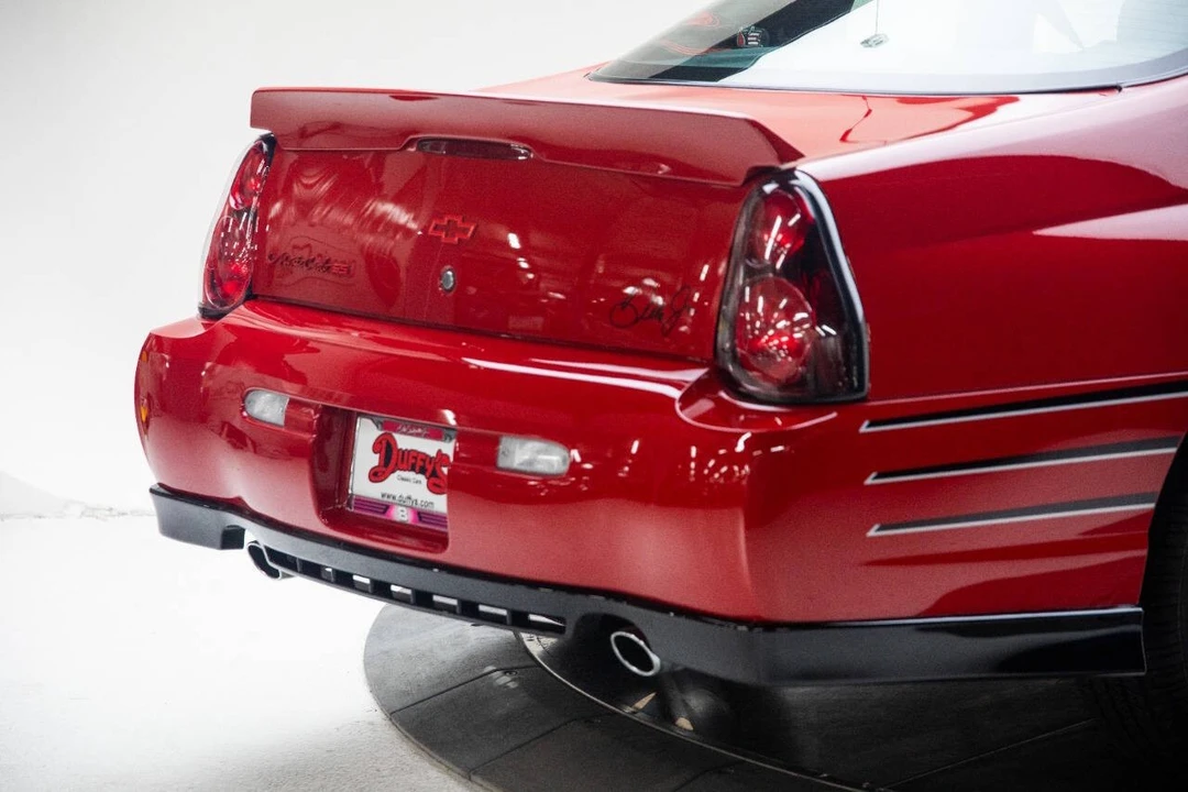 2004 Chevrolet Monte Carlo 6th Gen - Image 8 of 21