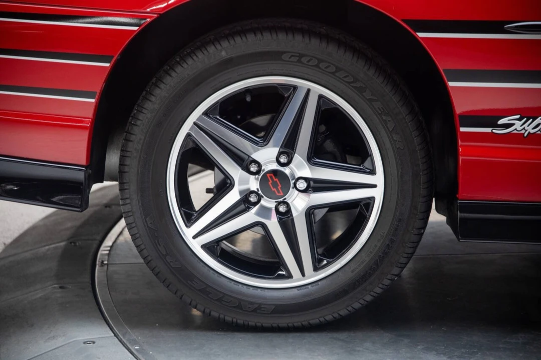 2004 Chevrolet Monte Carlo 6th Gen - Image 17 of 21