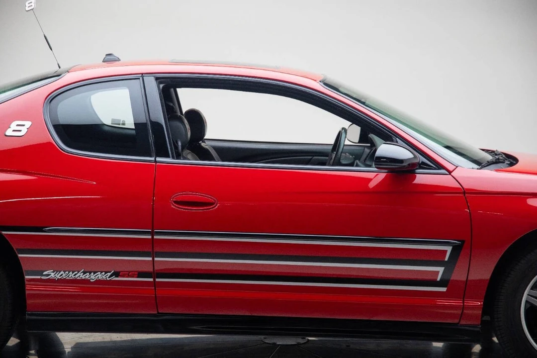 2004 Chevrolet Monte Carlo 6th Gen - Image 11 of 21