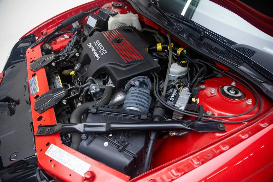 2004 Chevrolet Monte Carlo 6th Gen - Image 14 of 21