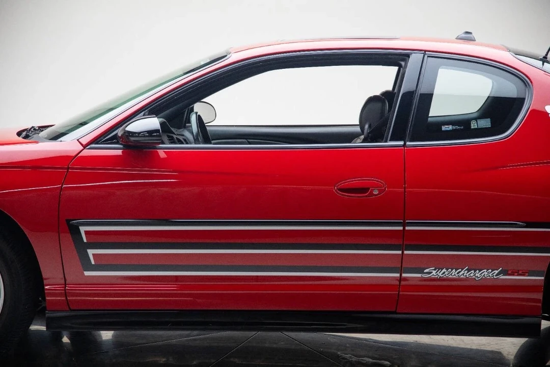 2004 Chevrolet Monte Carlo 6th Gen - Image 18 of 21