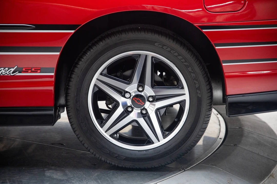 2004 Chevrolet Monte Carlo 6th Gen - Image 18 of 21