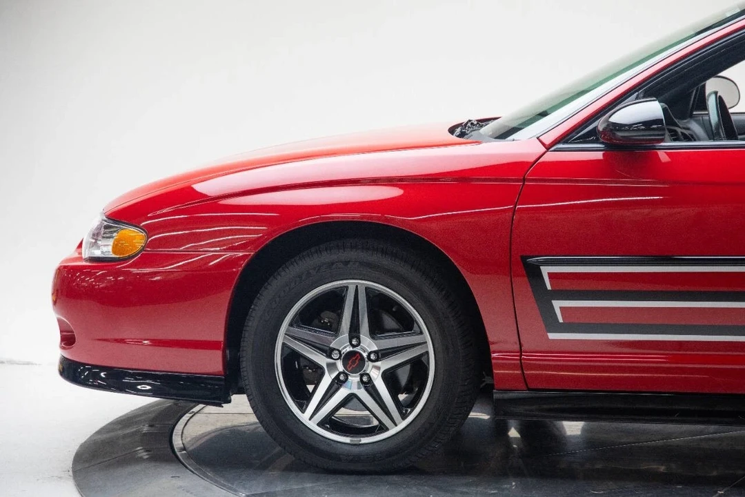 2004 Chevrolet Monte Carlo 6th Gen - Image 17 of 21