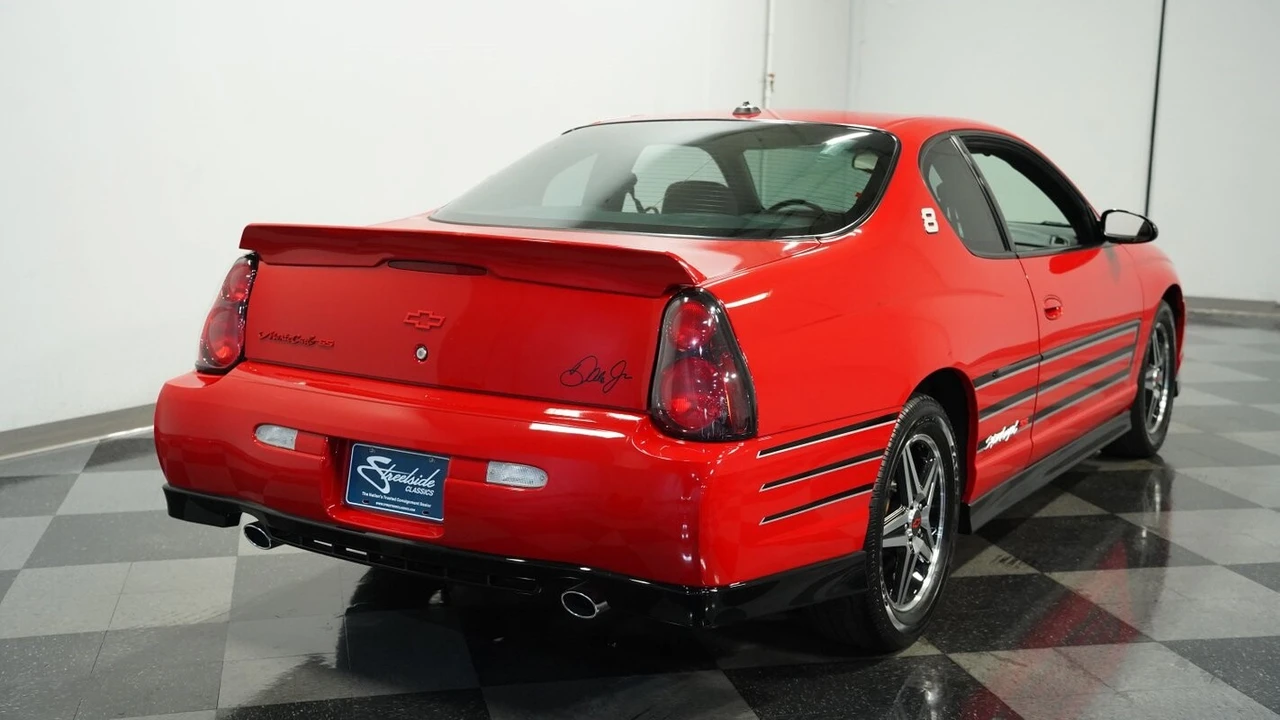 2004 Chevrolet Monte Carlo 6th Gen - Image 11 of 12