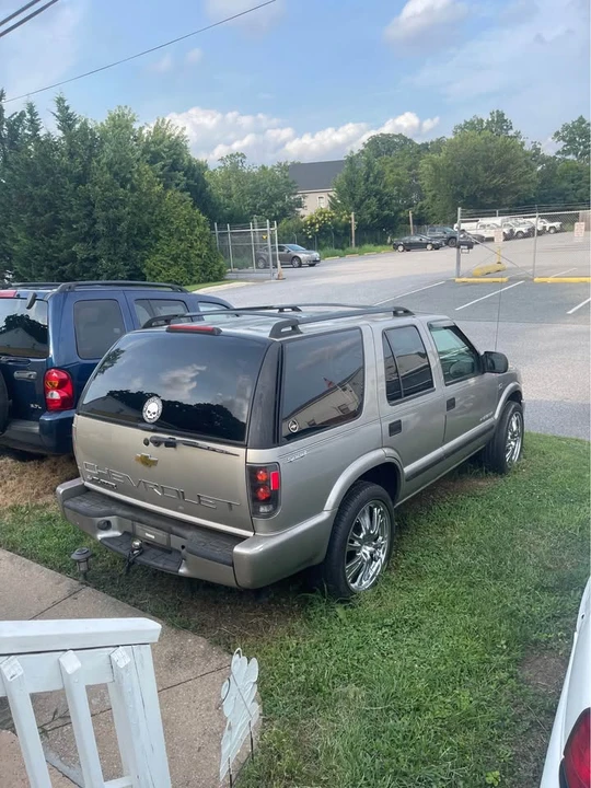 2004 Chevrolet S-10 Blazer 2nd Gen - Image 4 of 14