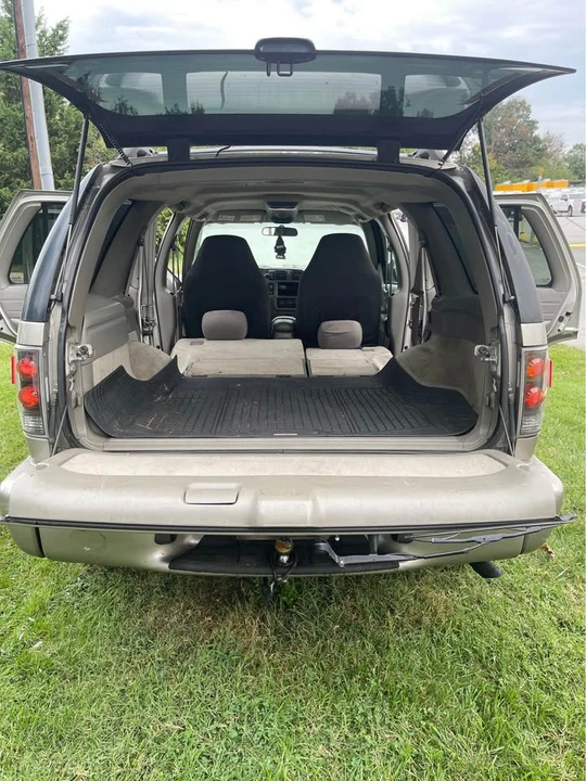 2004 Chevrolet S-10 Blazer 2nd Gen - Image 13 of 14